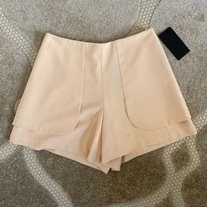 Pale pink Skort / pleated shorts